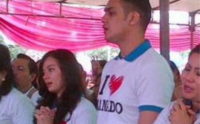 (TERHANGAT) Asmirandah dan Jonas Ibadah KKR Pendeta Gilbert di Manado
