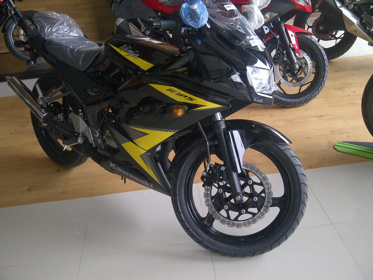 Download Koleksi 100 Gambar Motor  Ninja  Rr Hitam Kuning 