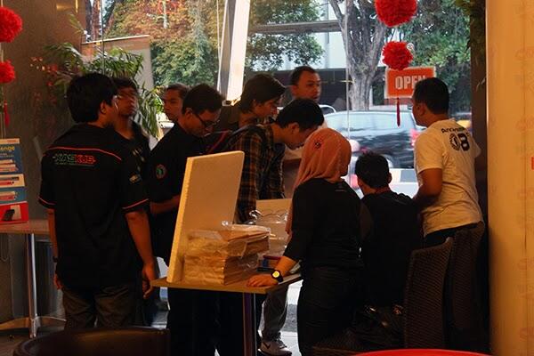 &#91;FR KTL Surabaya&#93; Gembira Bersama Kaskus The Lounge Pertamax di Surabaya with Toshiba