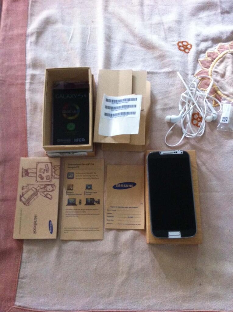 JUAL SAMSUNG GALAXY S4 19500 SECOND