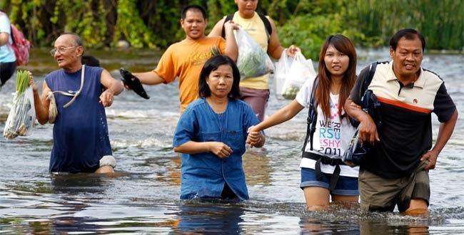 Cara Negara Thailand mengahadapi banjir yang datang silih berganti