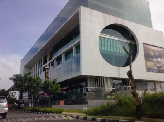 10 Mall Yang Harusnya Gak Ada Di Jakarta