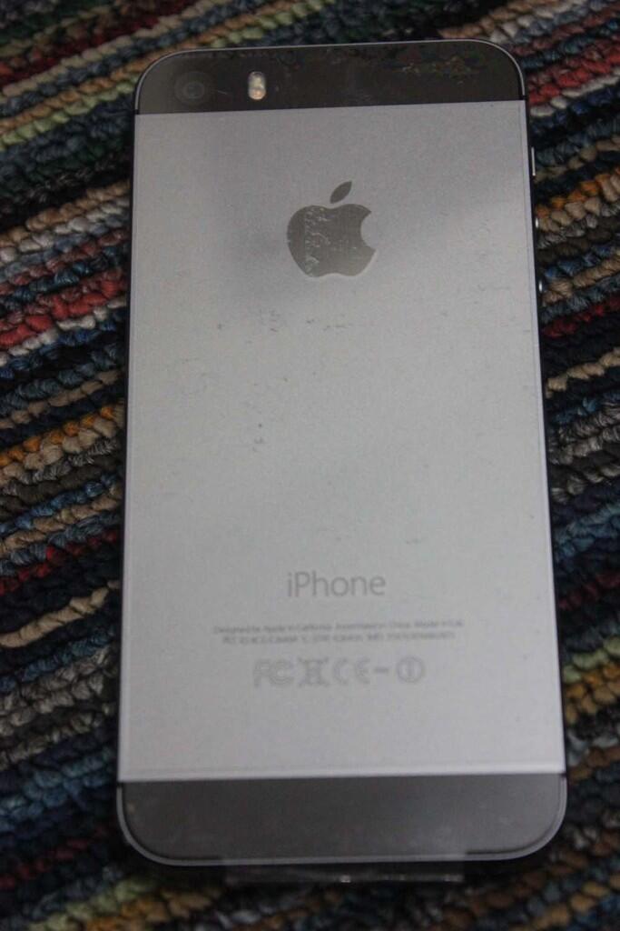 JUAL iPhone 5s 32GB Space Gray / Hitam ( Second ) COD Bandung - Cimahi