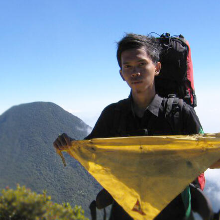 Beruntunglah Bagi yang Pernah Mendaki Gunung