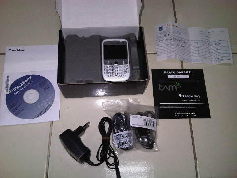 Blackberry Gemini 8520 Putih