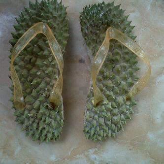 &#91;PIC&#93;Berani pake sandal ini??!! Penakut dilarang masuk!