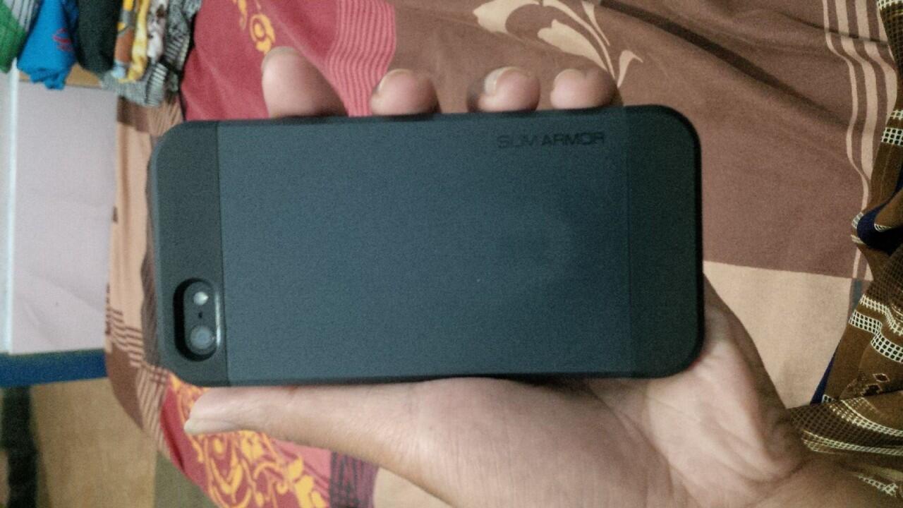 jual iphone 5 16 gb apa adanya 4jt an aja