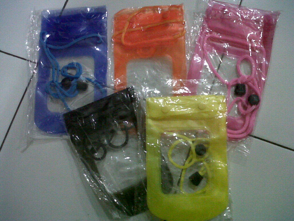 WATERPROOF CASING (anti air case) universal - cocok hujan & camping