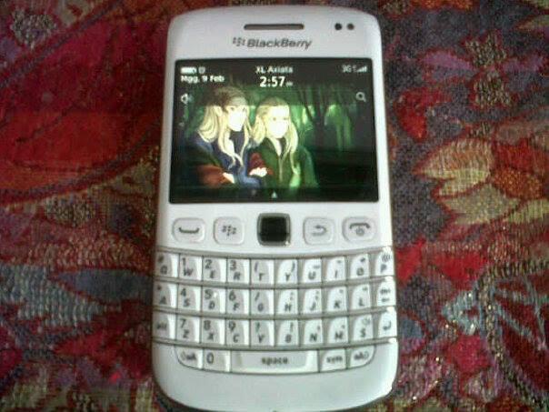 Blackberry BB bellagio onyx 3 9790 white garansi tam second