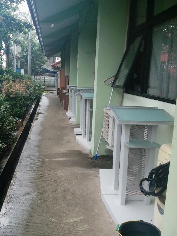 Sekolah Ku Kebanjiran Kiriman Barang HIngga Meluap