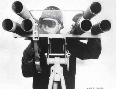(History) Bazooka dlm gambar.