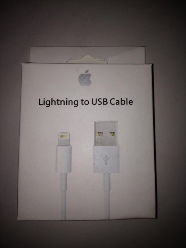 CHARGER kabel data kabel LIGHTNING buat apple iPAD/iPHONE/iPOD Pasti Original