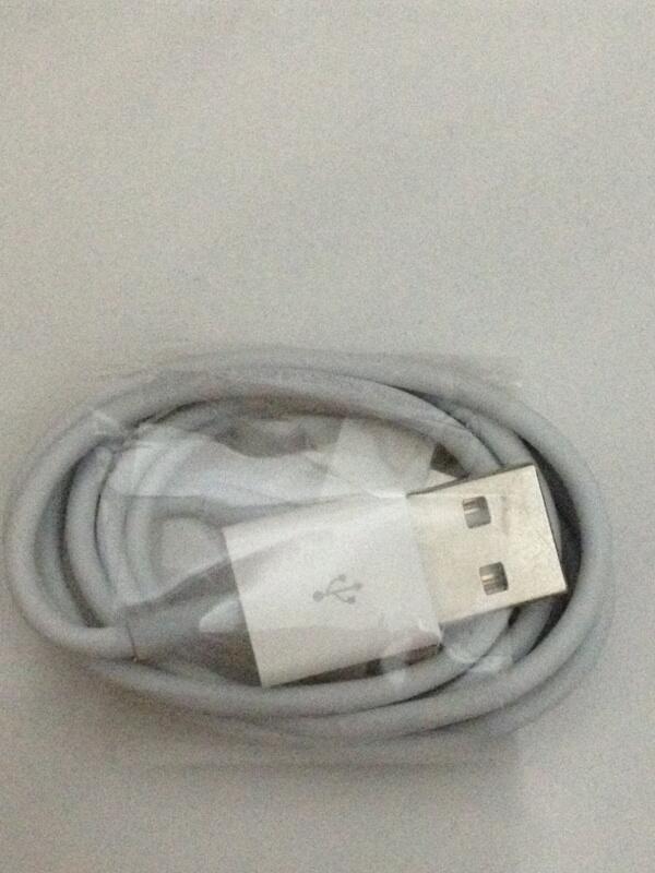 CHARGER kabel data kabel LIGHTNING buat apple iPAD/iPHONE/iPOD Pasti Original