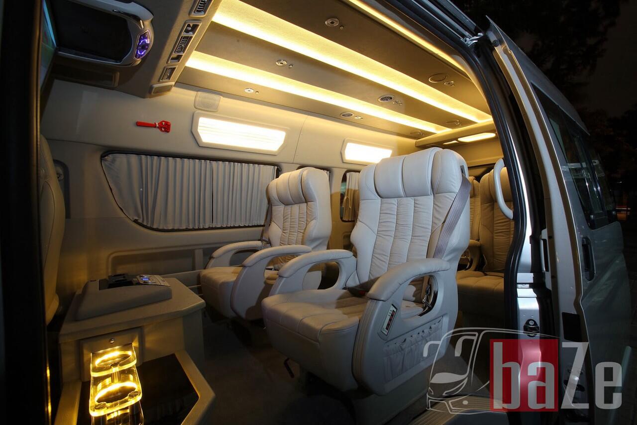 Terjual Toyota HIACE Luxury Commuter Mobil Paling Ajib Untuk