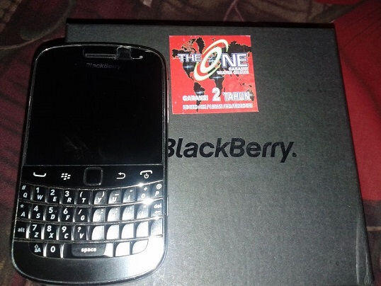 Blackberry Dakota 9900 Mulus Baru Pakai 2 Bulan jogja