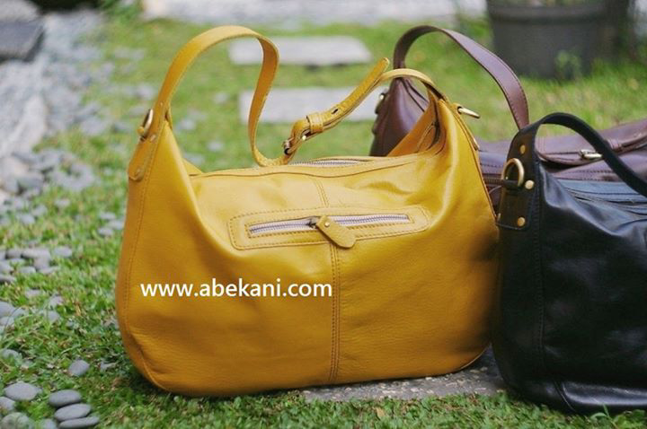 Terjual tas  abekani  leather buat cewek gan KASKUS