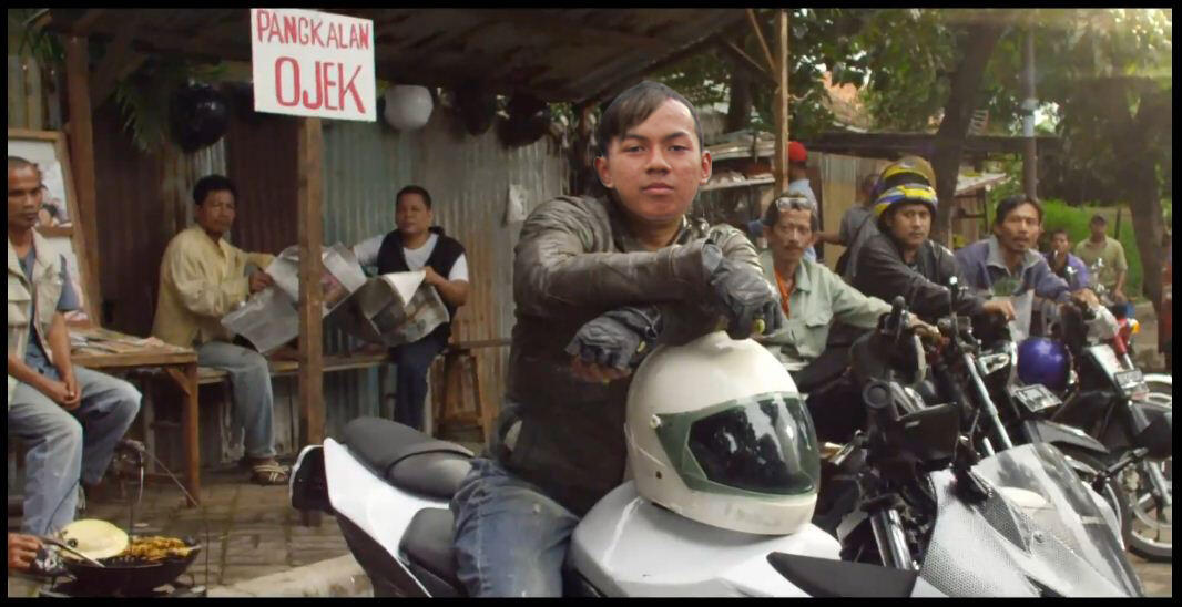 Yang hobi photoshop mohon kasih keripik ane