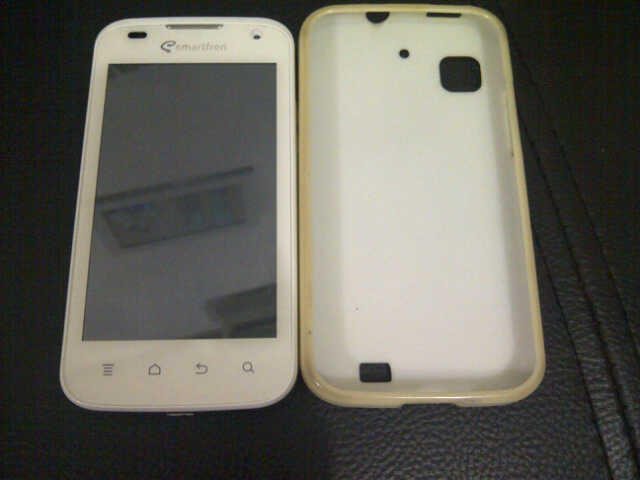 Smartfren Andromax i (Hisense AD 683 G) 2nd Like New Tanpa Cacat Fullset + Perdana