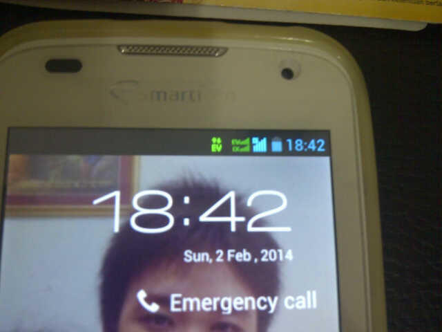 Smartfren Andromax i (Hisense AD 683 G) 2nd Like New Tanpa Cacat Fullset + Perdana
