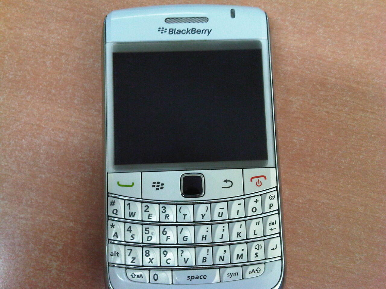Di jual blackberry onix 2