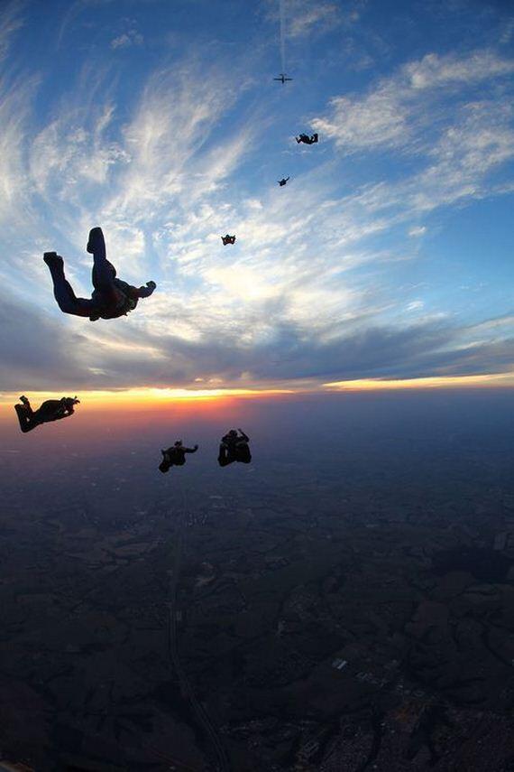 &quot; Skydiving &quot;, salah satu olahraga yang mengagumkan !