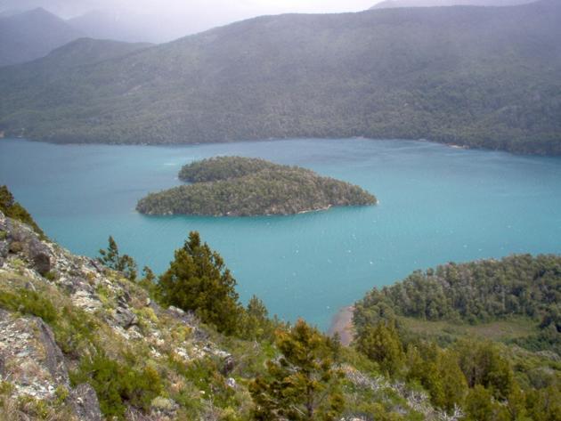 9 Pulau Indah Berbentuk Hati (Wow!!! Picnya Gan)