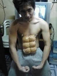 Enakan mana gan Buncit atau sixpack (Ngakak !!!)