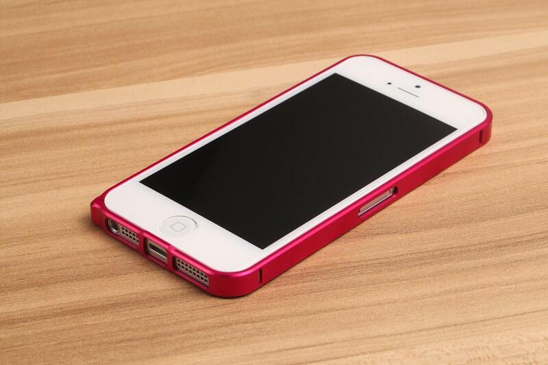 CROSS LINE 0.7MM METAL BUMPER IPHONE 4/4S & IPHONE 5/5S