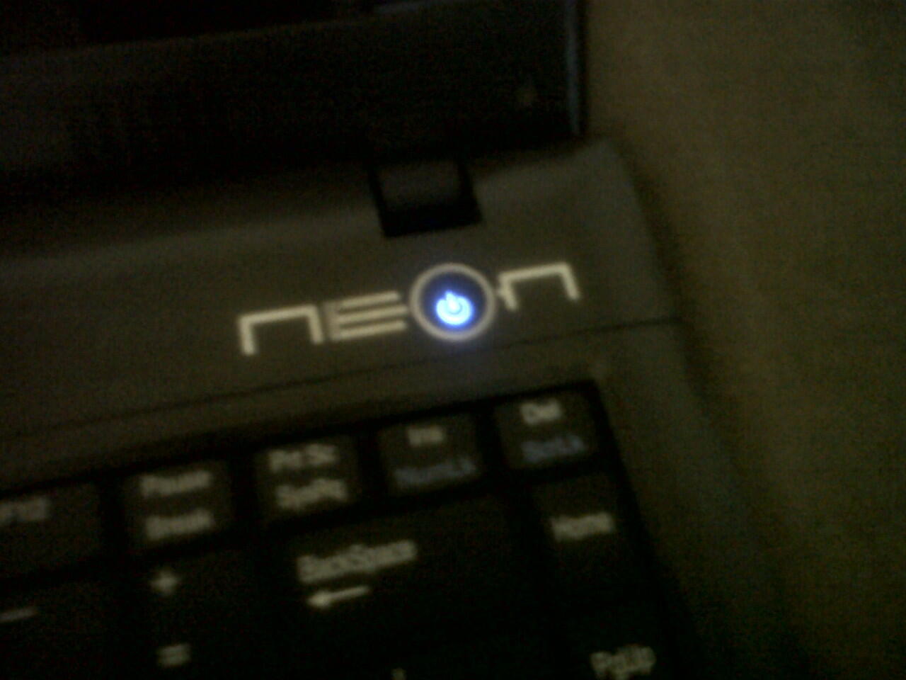 NOTEBOOK AXIO NEON MODEL MNC SUSAH NYALA