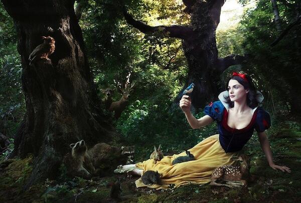 Foto - foto Disney Character yang di bawa ke dunia nyata