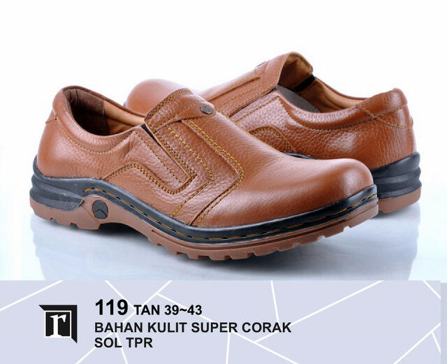 Sepatu Casual Pria