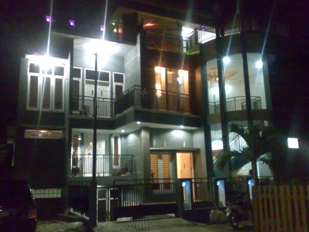 Rumah Tinggal Modern Siap Huni