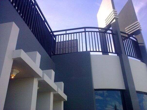 Rumah Tinggal Modern Siap Huni