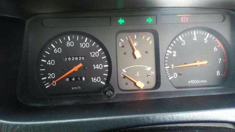 Toyota Kijang Kapsul SGX Hitam 1997