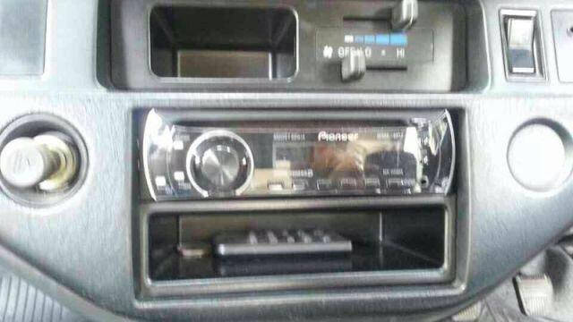 Toyota Kijang Kapsul SGX Hitam 1997