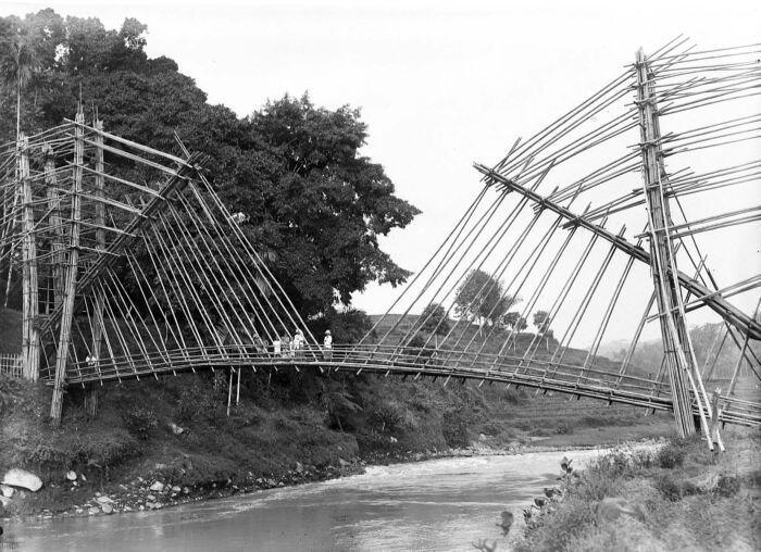 Foto-Foto Unik Indonesia Tempo Dulu – Jaman Hindia Belanda