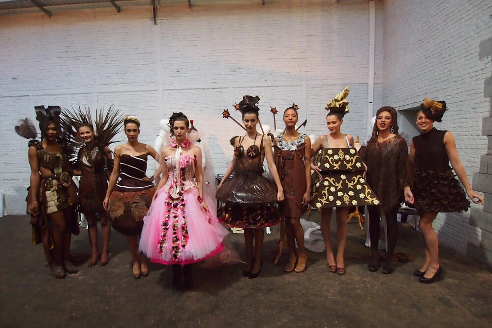 Fashion opo maneh iki ??? fashion lain dari yang lain!