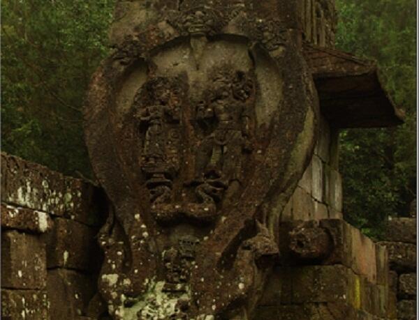 Uji Keperawanan Dan Kesetiaan Istri Di Candi Sukuh Gunung Lawu