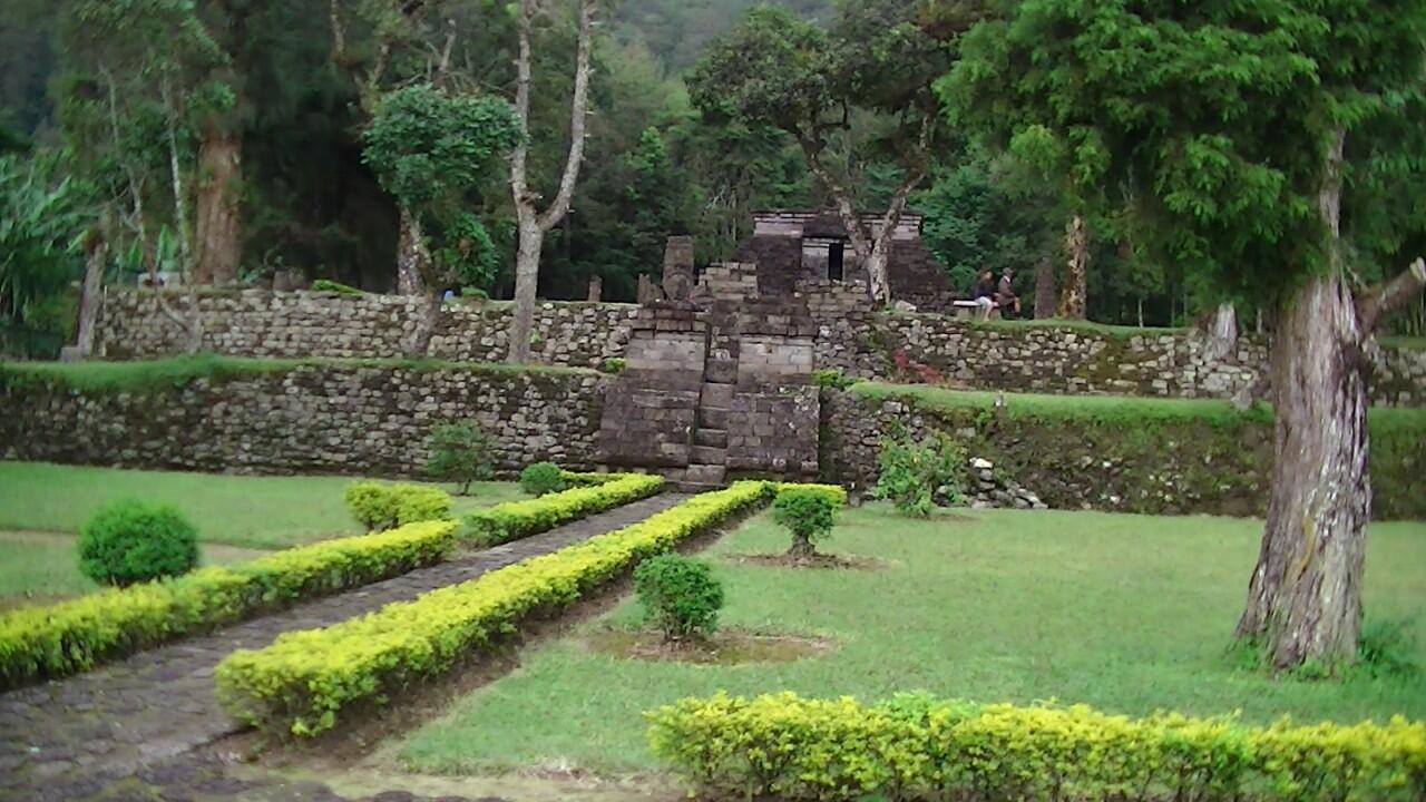 Uji Keperawanan Dan Kesetiaan Istri Di Candi Sukuh Gunung Lawu