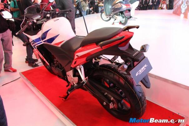 Penampakan Perdana Honda CBR500R, Keren!