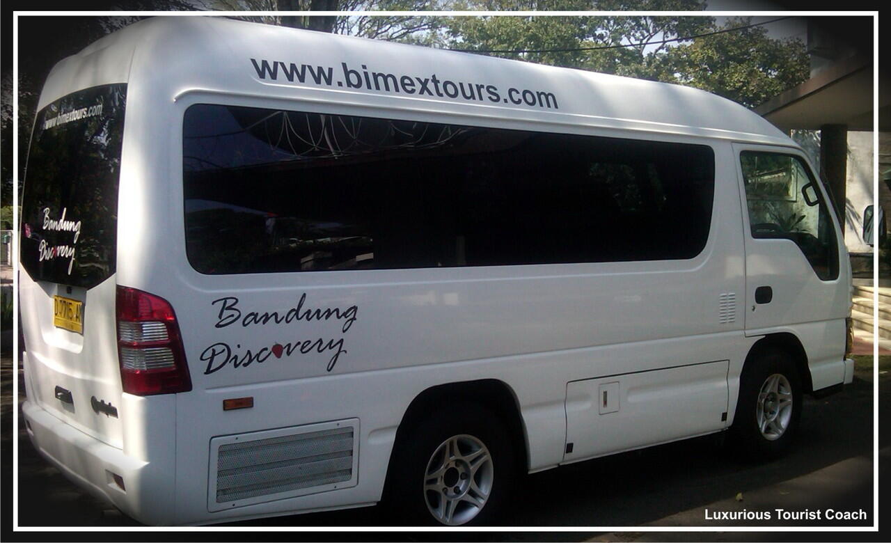 SEWA ELF PARIWISATA LUX BANDUNG JAWA BARAT