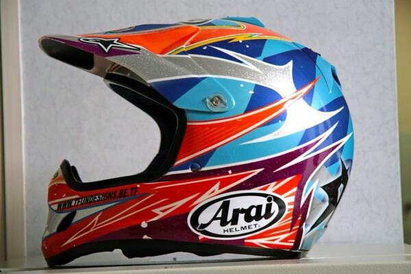 Pencurian Terbesar Abad 2000 - 17 UNIQUE ARAI HELMETS STOLEN