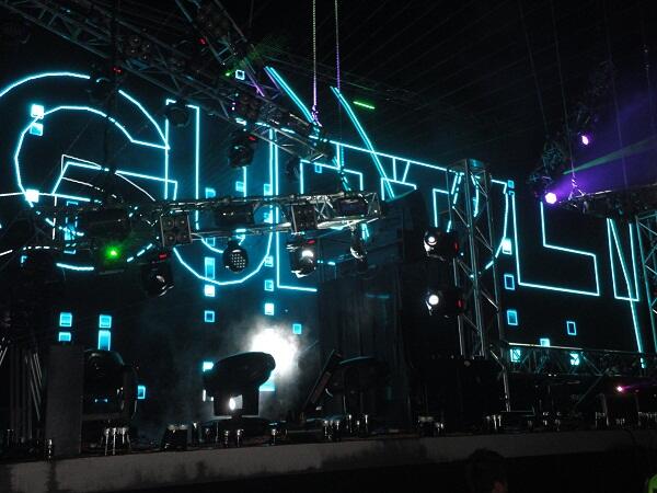 Bagi yg suka DJAKARTA WAREHOUSE PROJECT masuk gan!!