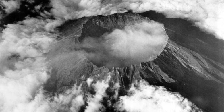 Gunung Kelud, Sejarah Panjang dan Anomali Letusan...