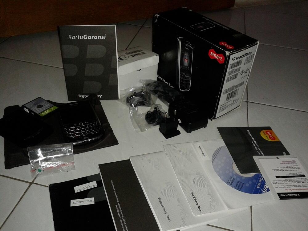 BLACBERRY TOUR 9630 GSM-CDMA ORIGINAL BY SMART FULLSET MURAH