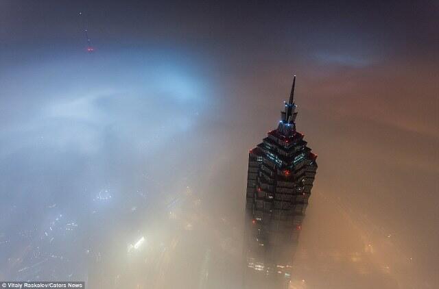 Nekat!!! Skywalker in China....masuk gan kalo berani seperti ini