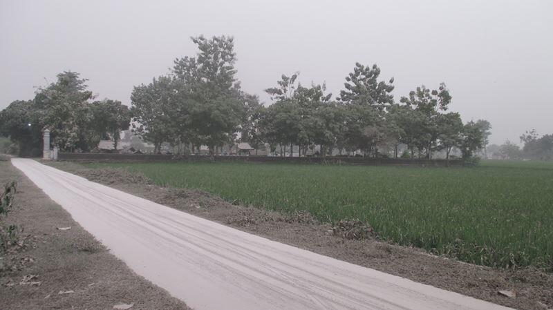 Hujan Abu Gunung Kelud,Jawa Timur Sampai kota Solo-Sekitarnya