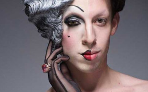 Foto Make Up Setengah Wajah