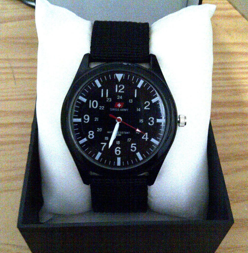 ۞ JAM TANGAN SWISS ARMY MURAH BANYAK BONUS DAN GRATIS ONGKOS KIRIM ۞