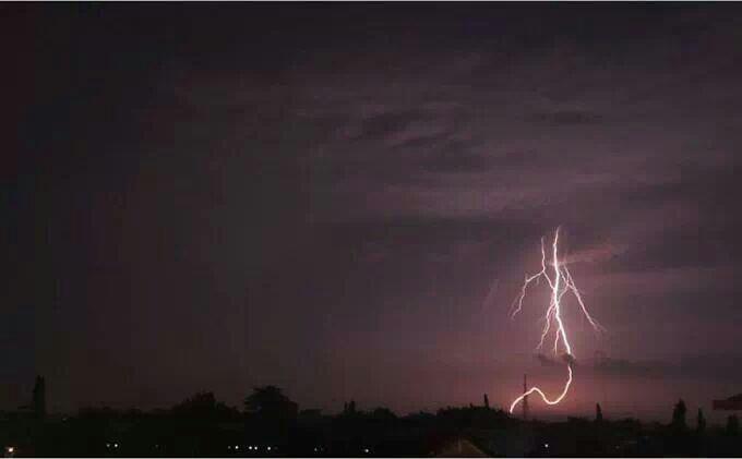 Kumpulan Foto Detik-detik Erupsi Gunung Kelud + Video